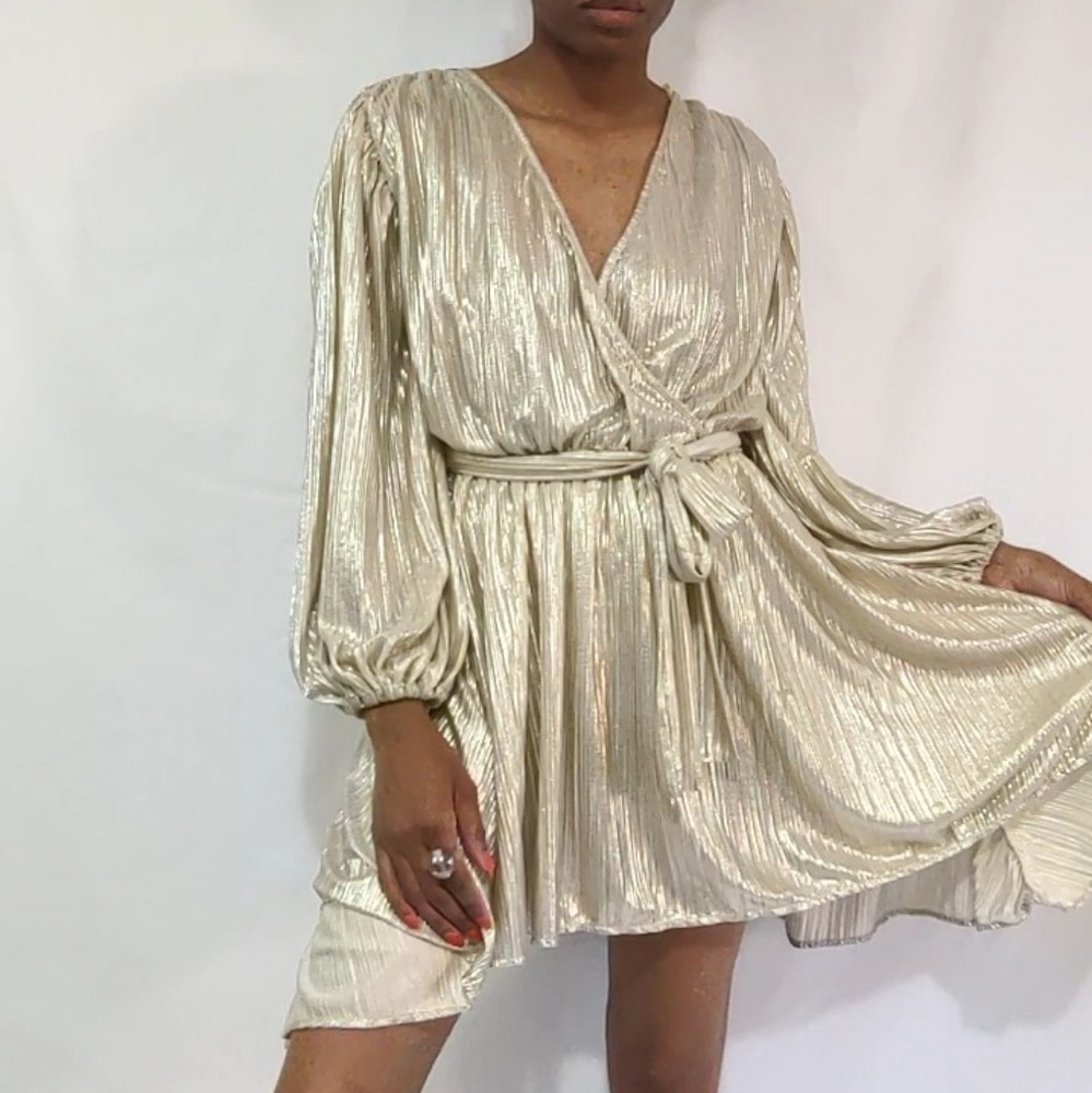 Bardot Bellissa Metallic Plisse Pleated Champagne Prosecco Dress